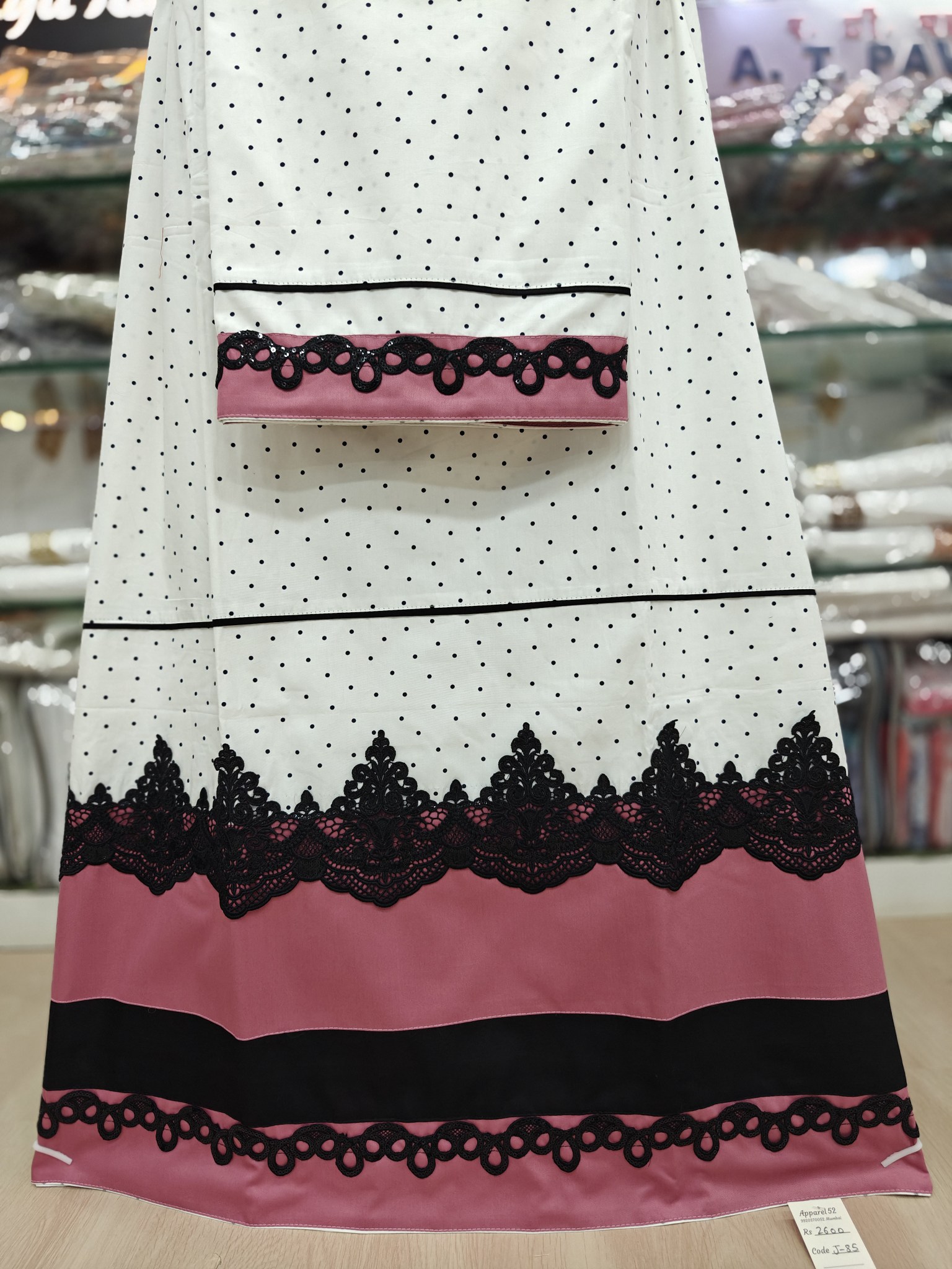  White Printed Cotton, Daily wear